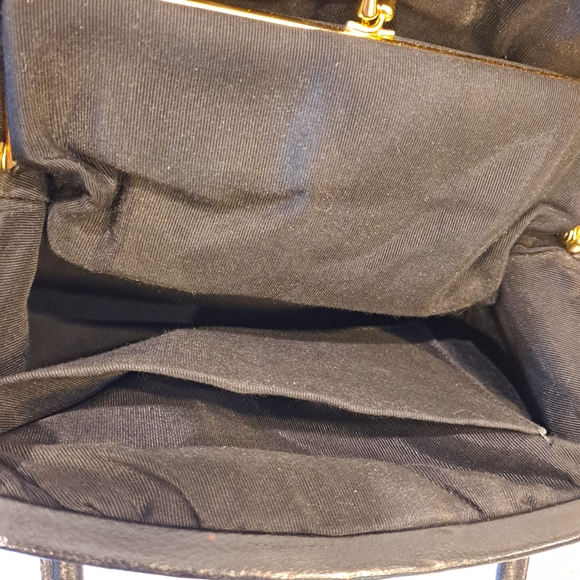 Vintage 50s Or 60s Black Leather Shoulder Bag W/Hinged Attached Coin Purse